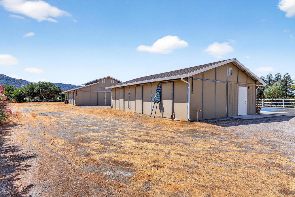 Detail Gallery Image 70 of 81 For 12315 Harding Ave, San Martin,  CA 95046 - 4 Beds | 3/1 Baths