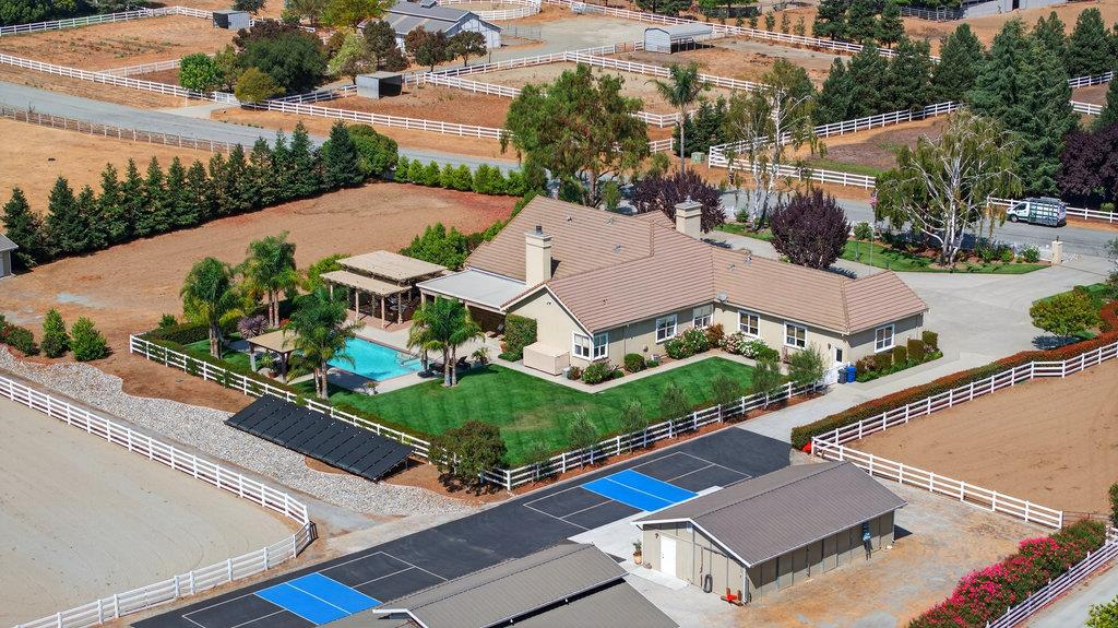 Detail Gallery Image 77 of 81 For 12315 Harding Ave, San Martin,  CA 95046 - 4 Beds | 3/1 Baths