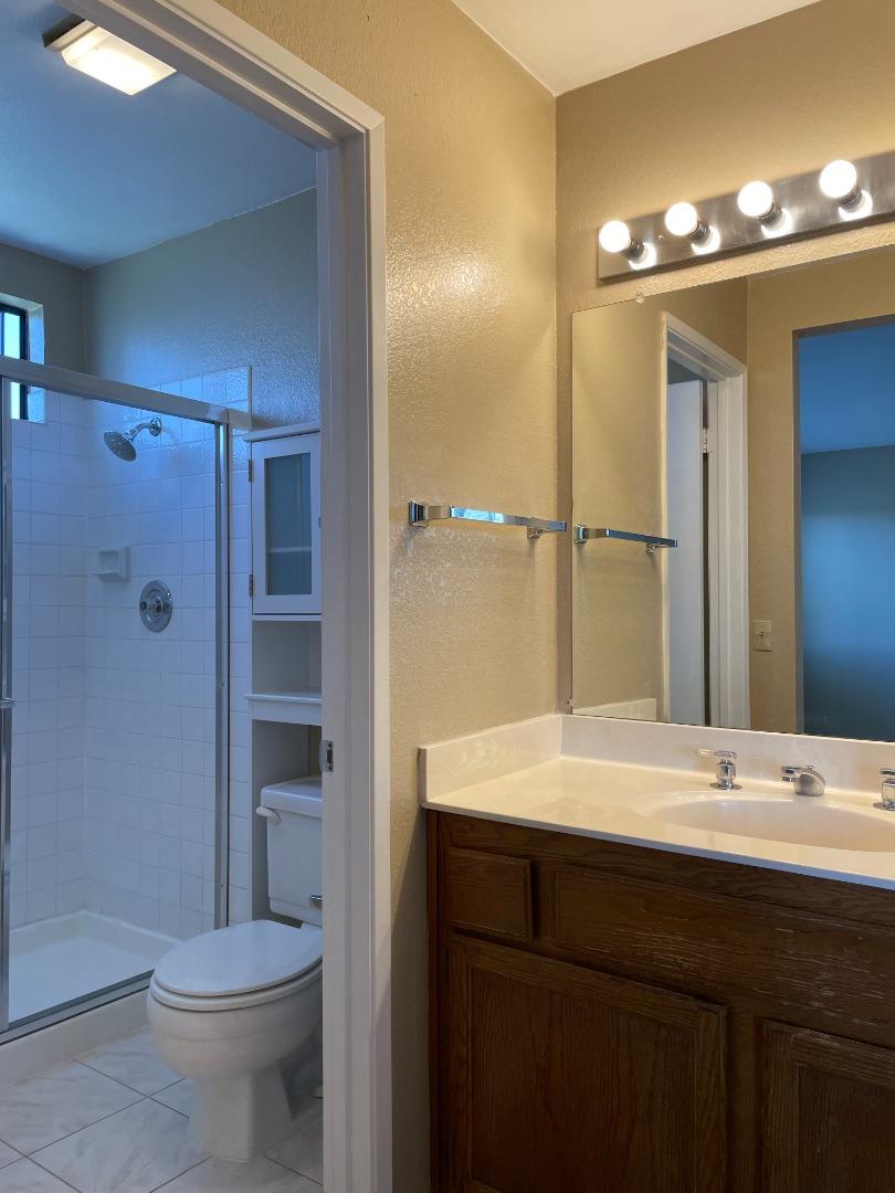 Detail Gallery Image 13 of 24 For 2157 Vista Del Mar, San Mateo,  CA 94404 - 3 Beds | 2/1 Baths