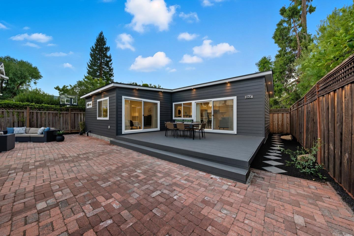 Detail Gallery Image 18 of 30 For 857 Hierra Ct, Los Altos,  CA 94024 - 3 Beds | 2 Baths