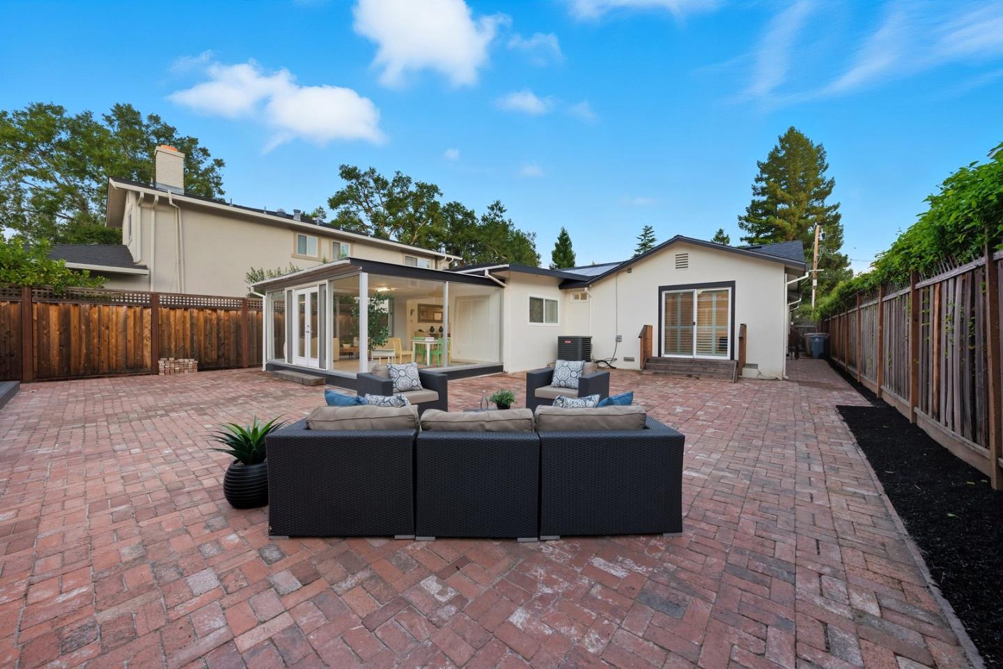 Detail Gallery Image 28 of 30 For 857 Hierra Ct, Los Altos,  CA 94024 - 3 Beds | 2 Baths
