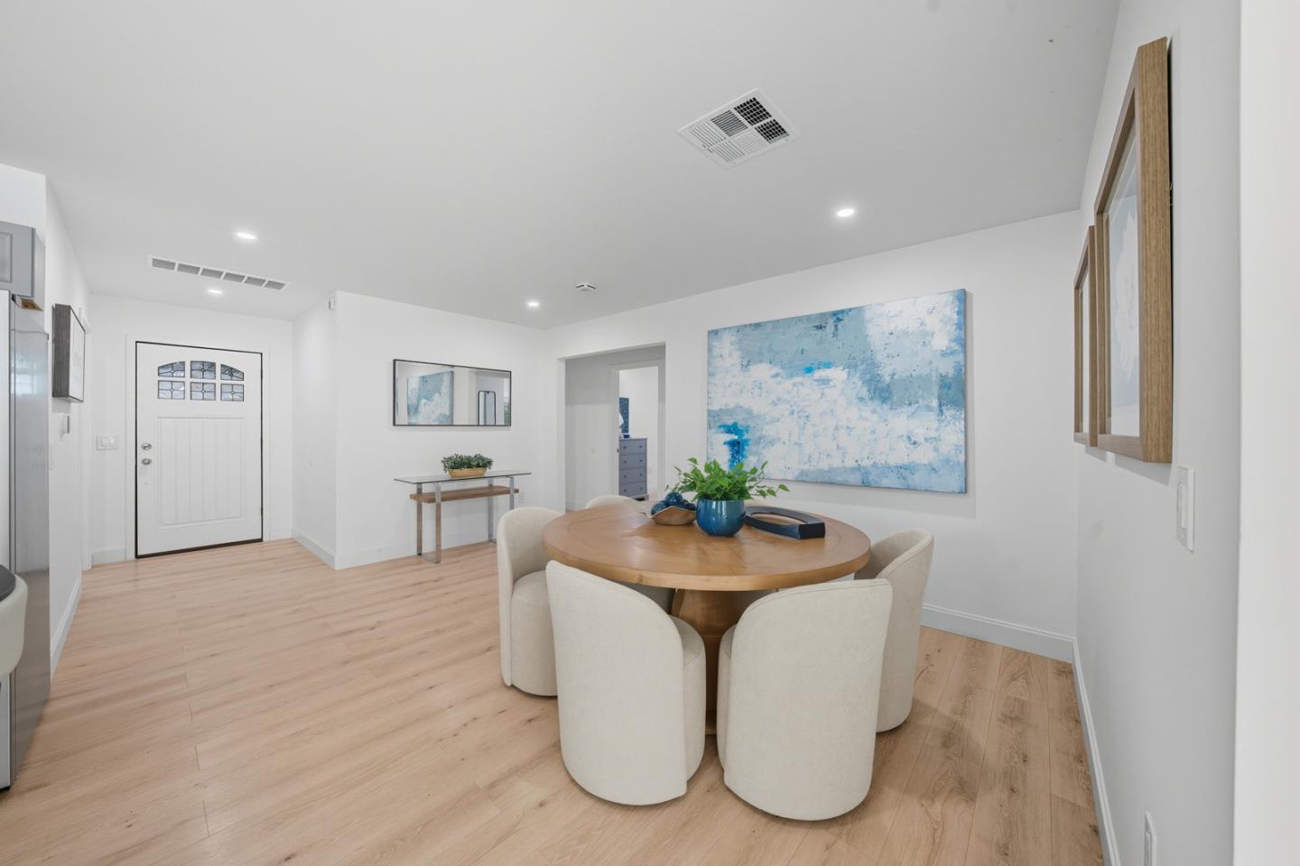 Detail Gallery Image 7 of 30 For 857 Hierra Ct, Los Altos,  CA 94024 - 3 Beds | 2 Baths
