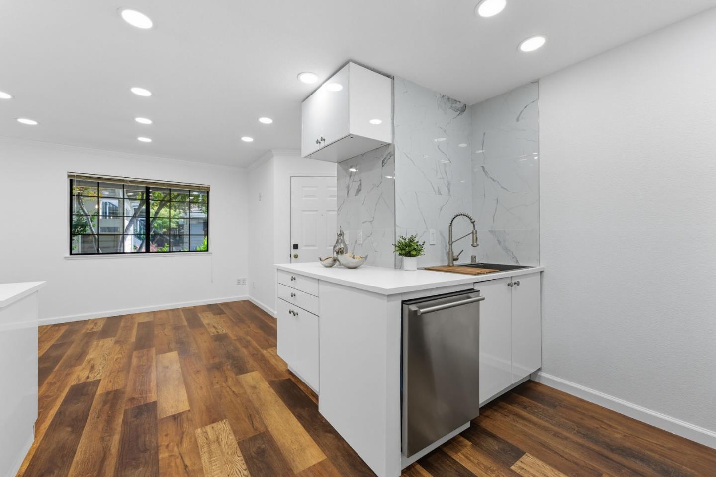 Detail Gallery Image 15 of 35 For 6944 Chantel Ct, San Jose,  CA 95129 - 1 Beds | 1 Baths
