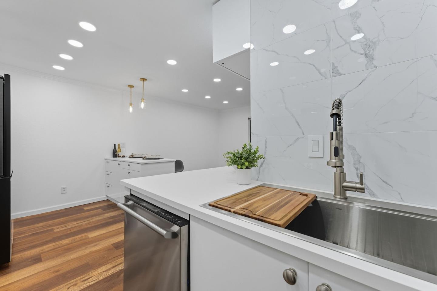 Detail Gallery Image 19 of 35 For 6944 Chantel Ct, San Jose,  CA 95129 - 1 Beds | 1 Baths
