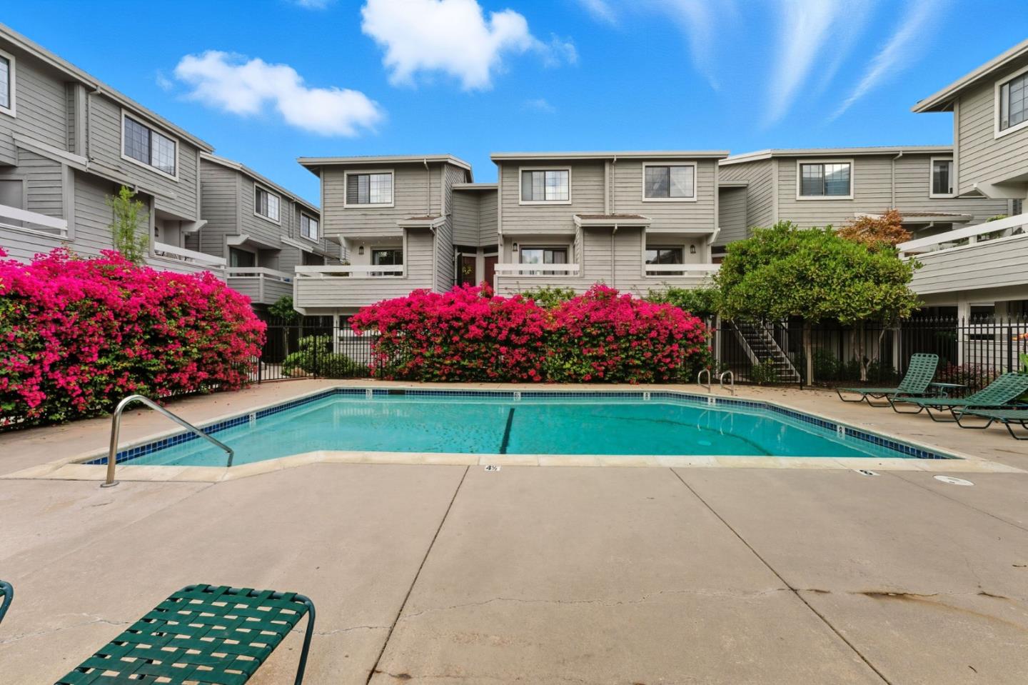 Detail Gallery Image 2 of 35 For 6944 Chantel Ct, San Jose,  CA 95129 - 1 Beds | 1 Baths