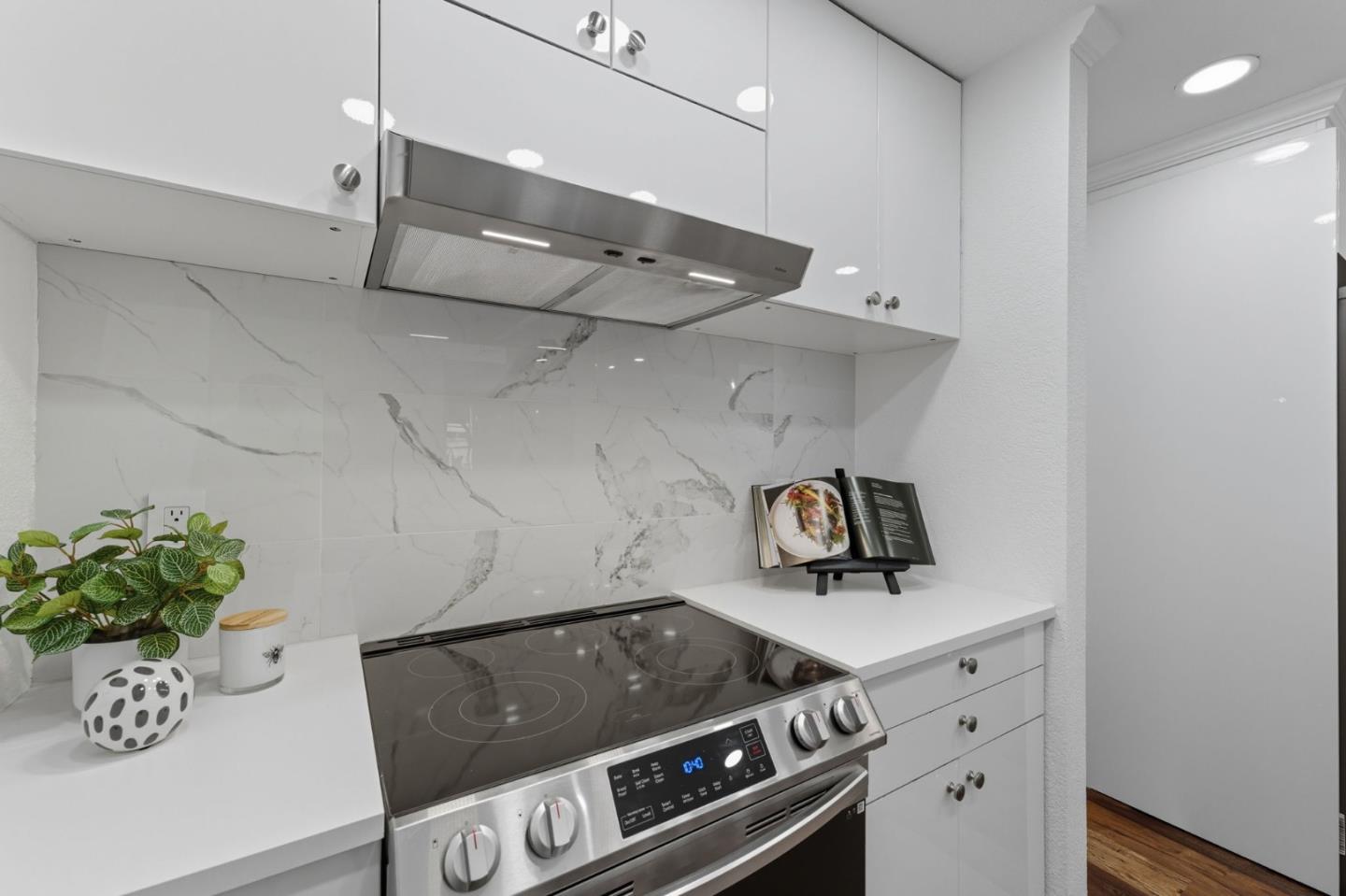 Detail Gallery Image 20 of 35 For 6944 Chantel Ct, San Jose,  CA 95129 - 1 Beds | 1 Baths