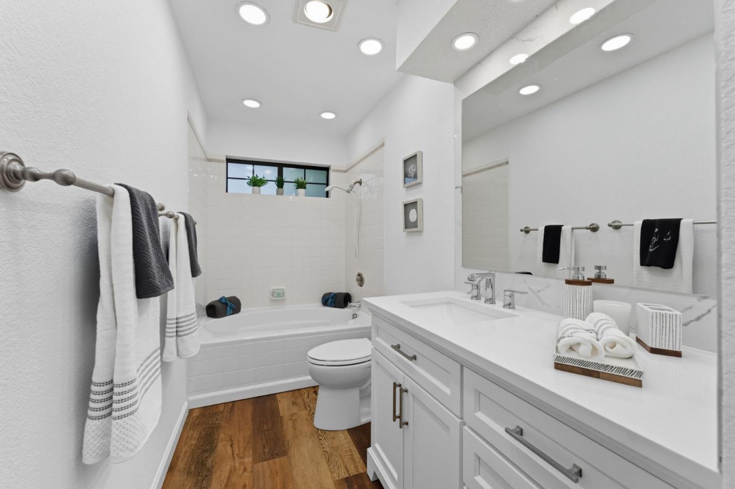Detail Gallery Image 22 of 35 For 6944 Chantel Ct, San Jose,  CA 95129 - 1 Beds | 1 Baths