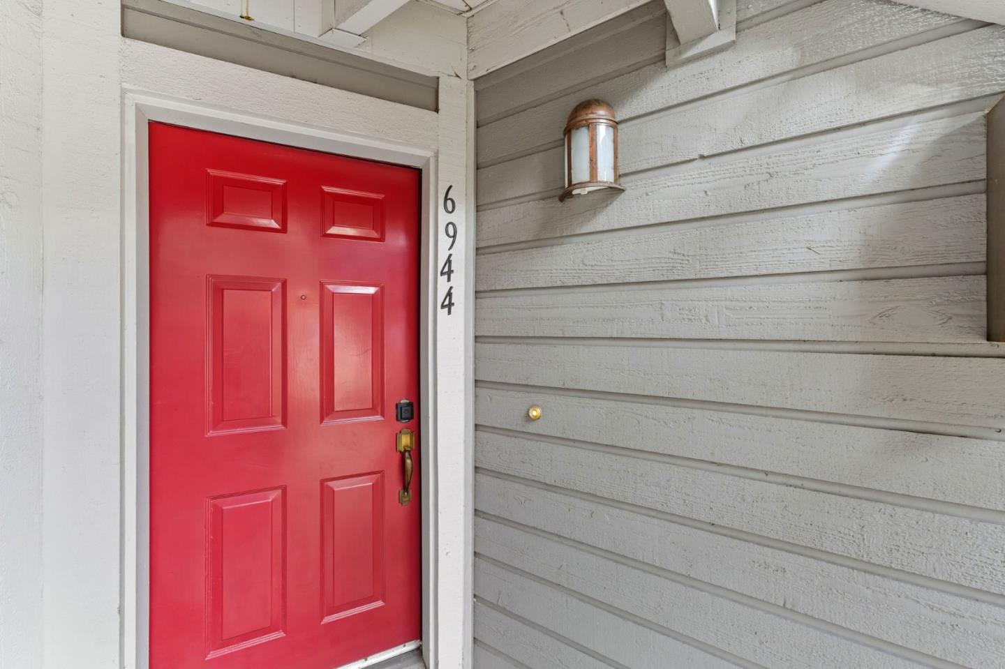 Detail Gallery Image 8 of 35 For 6944 Chantel Ct, San Jose,  CA 95129 - 1 Beds | 1 Baths