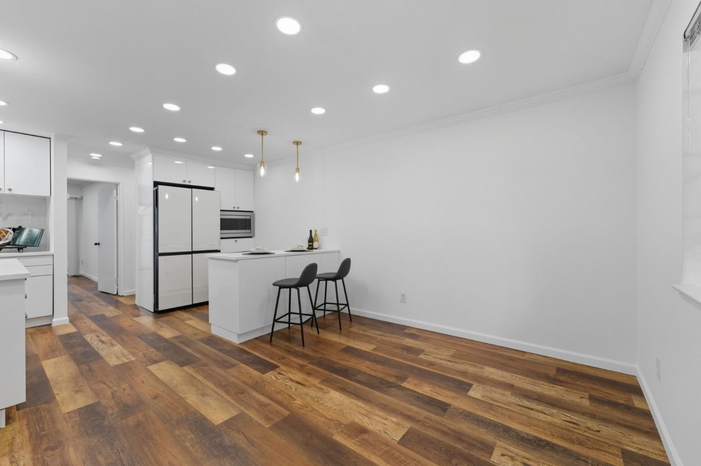 Detail Gallery Image 9 of 35 For 6944 Chantel Ct, San Jose,  CA 95129 - 1 Beds | 1 Baths