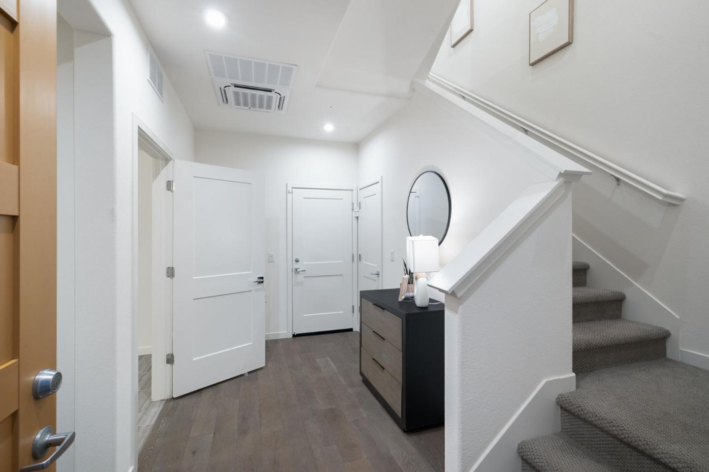Detail Gallery Image 11 of 57 For 2909 Corvin Dr #139,  Santa Clara,  CA 95051 - 4 Beds | 3/2 Baths