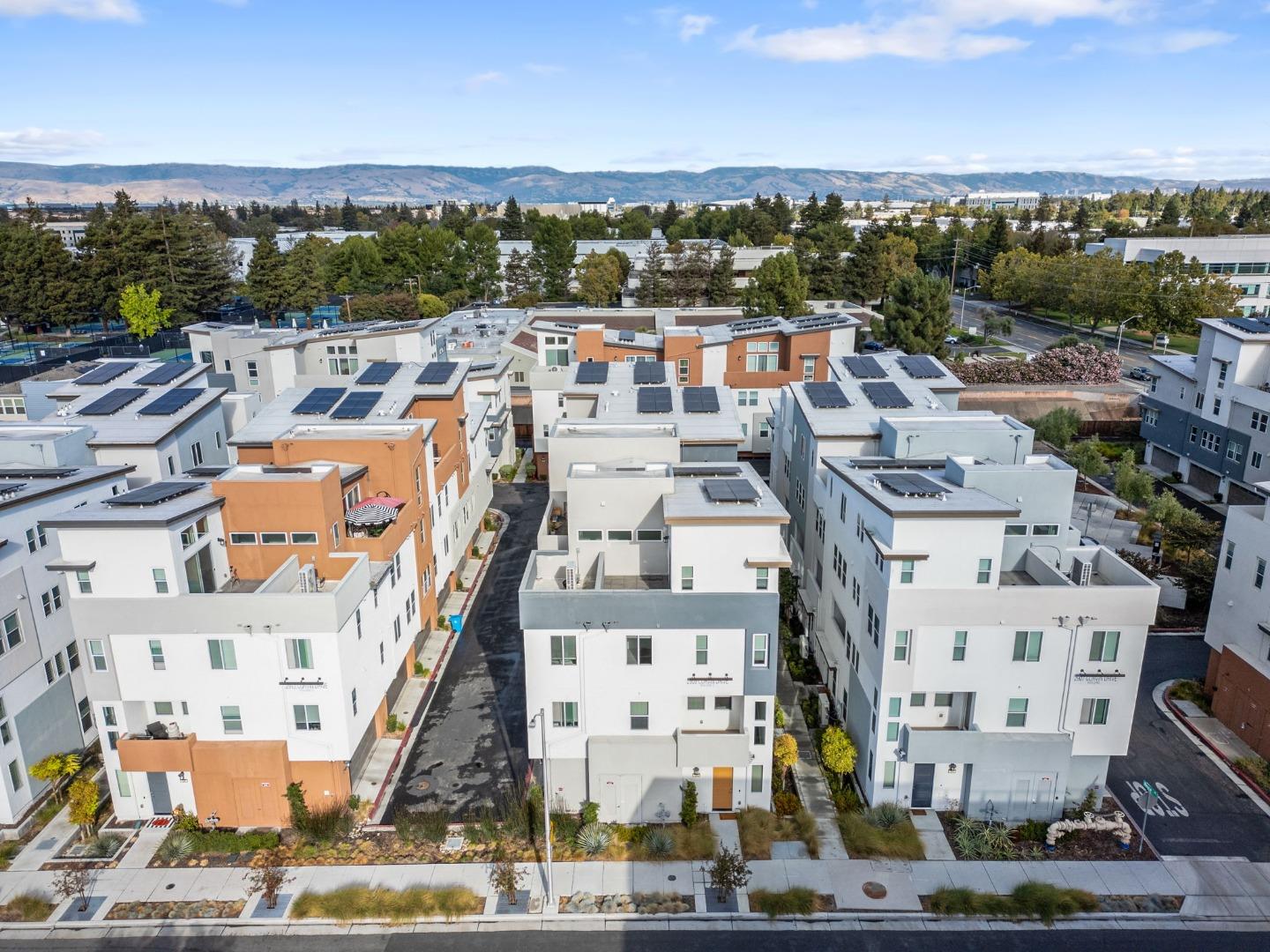 Detail Gallery Image 53 of 57 For 2909 Corvin Dr #139,  Santa Clara,  CA 95051 - 4 Beds | 3/2 Baths