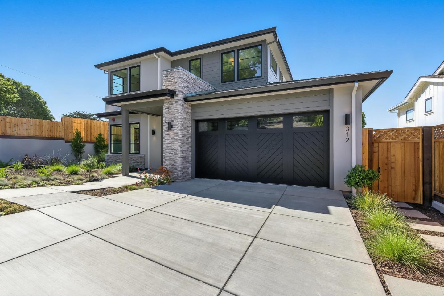 Detail Gallery Image 2 of 49 For 312 W 39th Ave, San Mateo,  CA 94403 - 4 Beds | 3/1 Baths