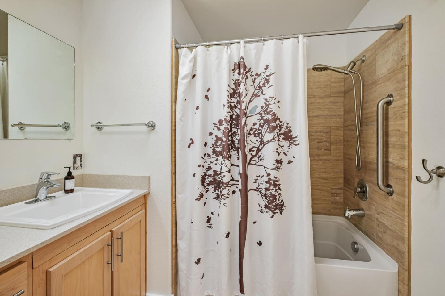 Detail Gallery Image 22 of 36 For 190 Walnut Ave #303,  Santa Cruz,  CA 95060 - 1 Beds | 1 Baths