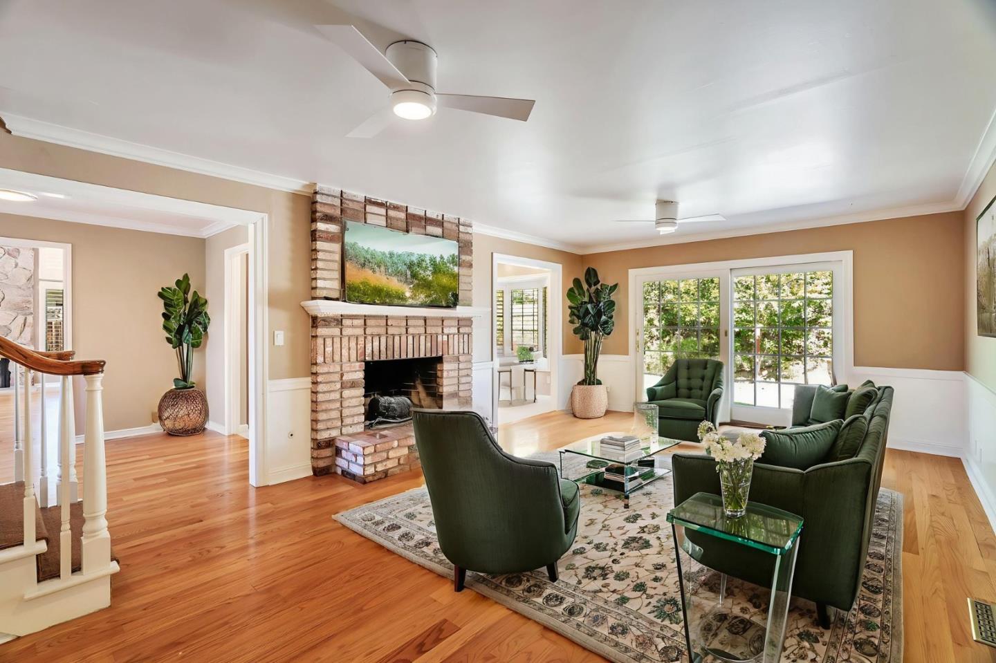 Detail Gallery Image 10 of 40 For 1315 Bright Oaks Ct, Los Altos,  CA 94024 - 5 Beds | 3 Baths