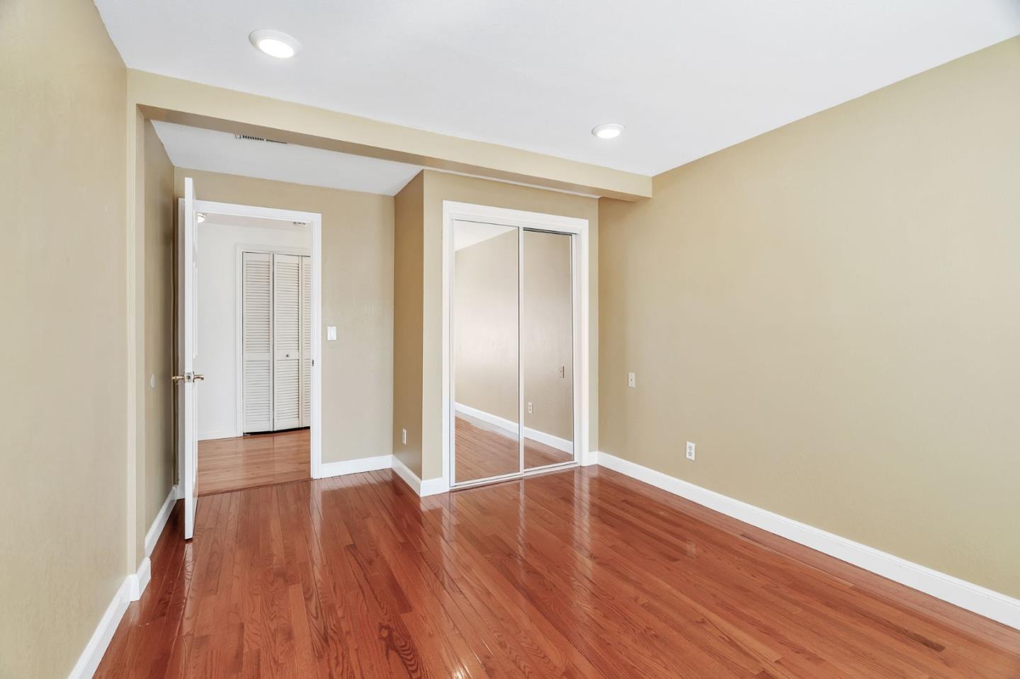 Detail Gallery Image 26 of 40 For 1315 Bright Oaks Ct, Los Altos,  CA 94024 - 5 Beds | 3 Baths