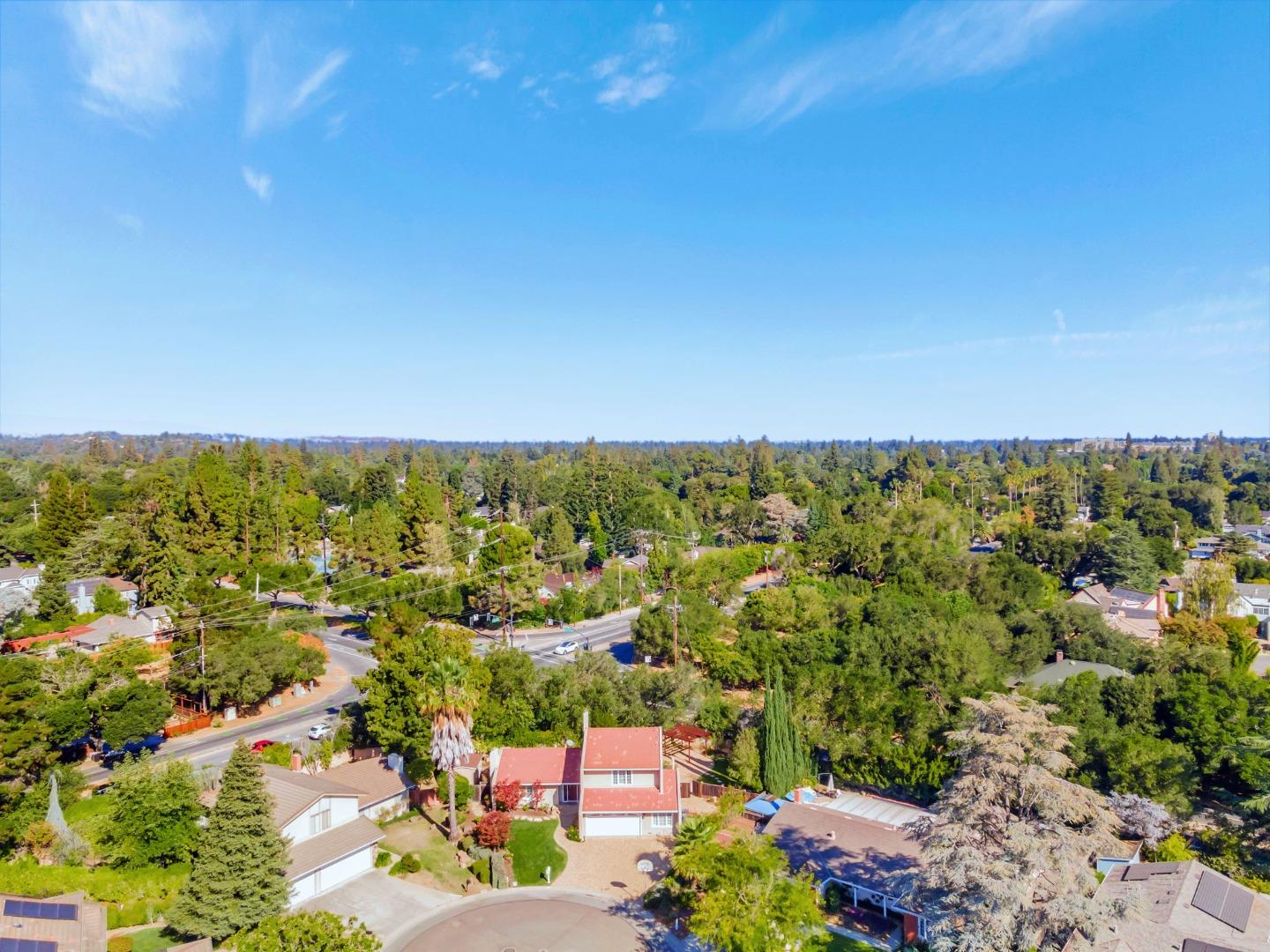 Detail Gallery Image 39 of 40 For 1315 Bright Oaks Ct, Los Altos,  CA 94024 - 5 Beds | 3 Baths