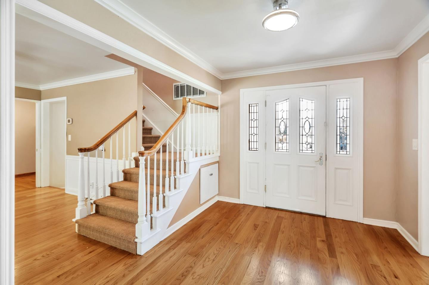 Detail Gallery Image 5 of 40 For 1315 Bright Oaks Ct, Los Altos,  CA 94024 - 5 Beds | 3 Baths