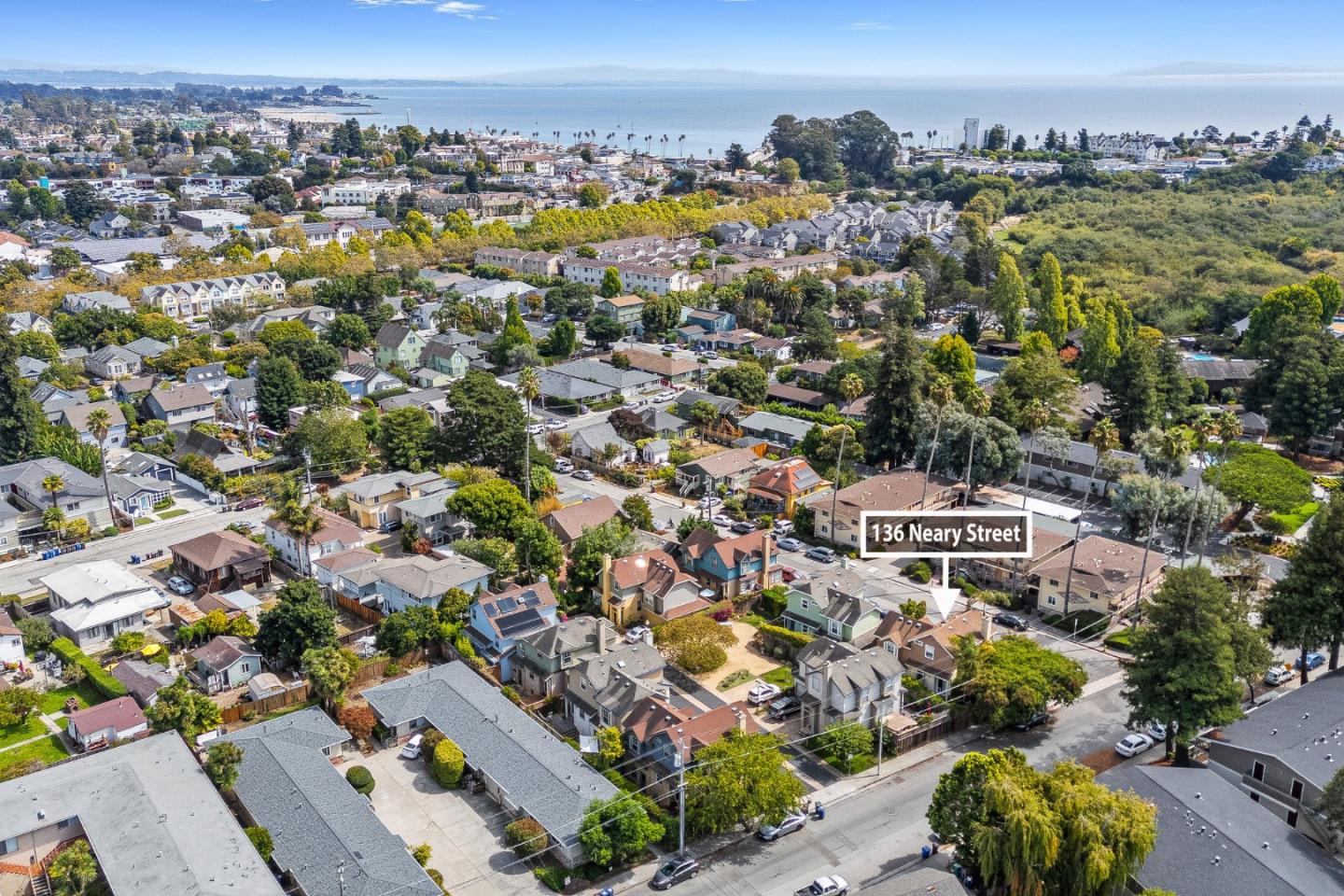 Detail Gallery Image 30 of 31 For 136 Neary St, Santa Cruz,  CA 95060 - 3 Beds | 2/1 Baths