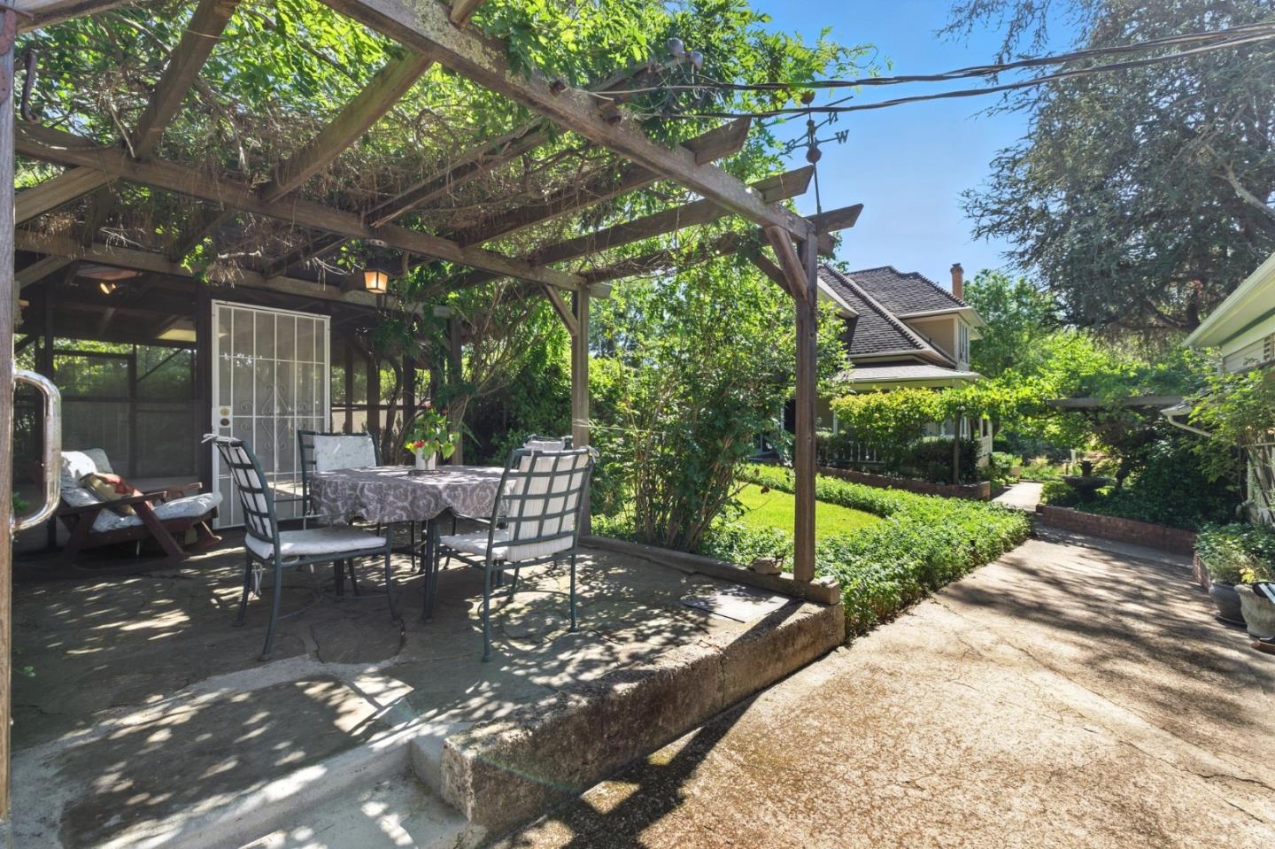 Detail Gallery Image 45 of 72 For 1330 Jackson Gate Rd, Jackson,  CA 95642 - 7 Beds | 6 Baths