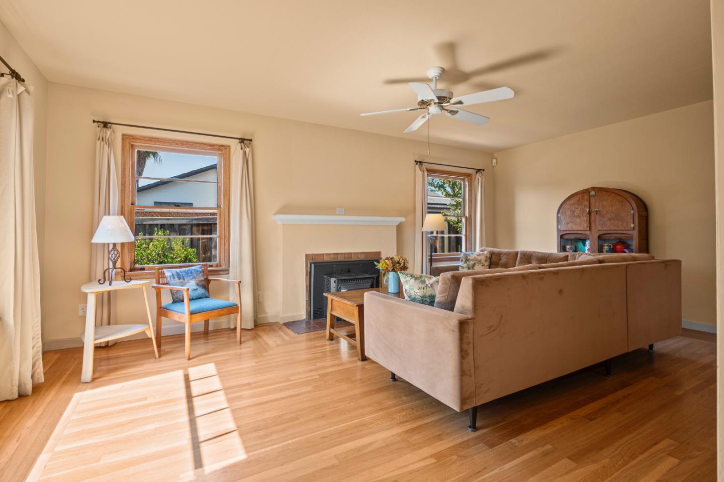 Detail Gallery Image 10 of 41 For 711 4th St, Gilroy,  CA 95020 - 3 Beds | 2/1 Baths