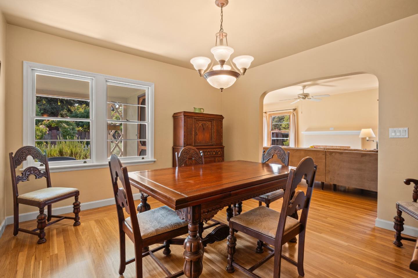 Detail Gallery Image 11 of 41 For 711 4th St, Gilroy,  CA 95020 - 3 Beds | 2/1 Baths