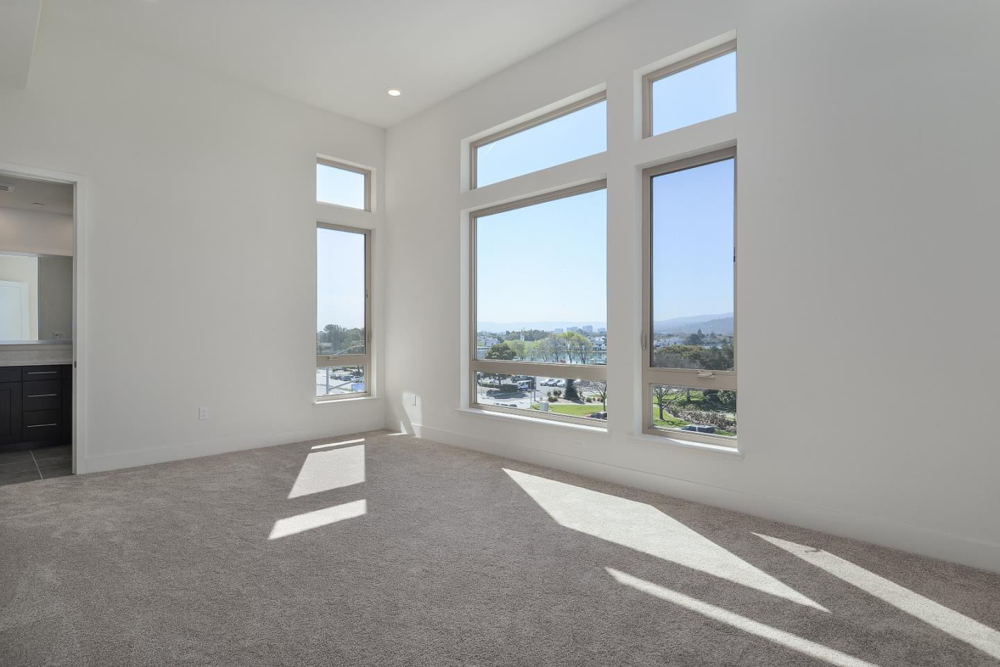 Detail Gallery Image 12 of 17 For 738 Eppleton Ln #404,  Foster City,  CA 94404 - 2 Beds | 2 Baths