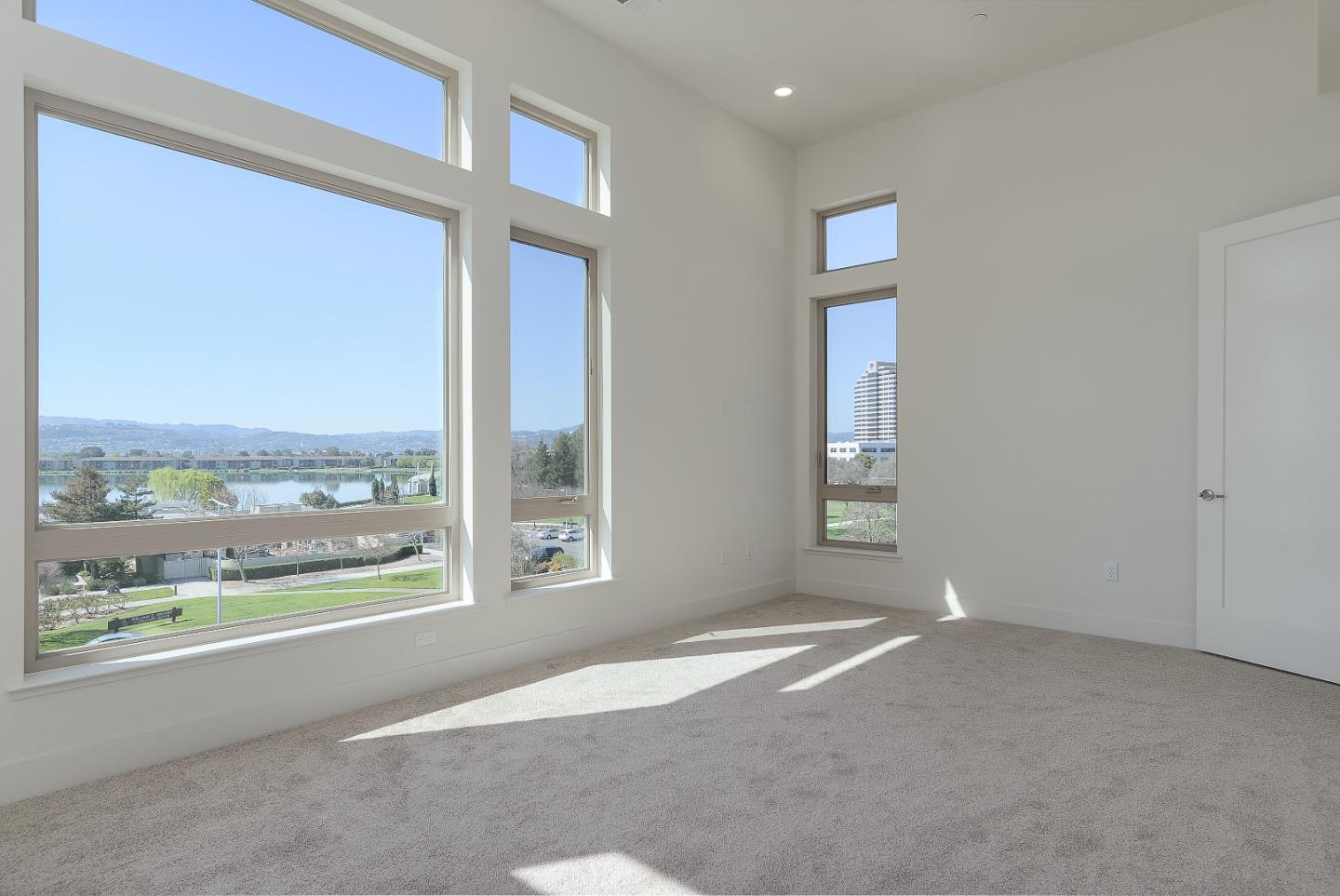 Detail Gallery Image 13 of 17 For 738 Eppleton Ln #404,  Foster City,  CA 94404 - 2 Beds | 2 Baths