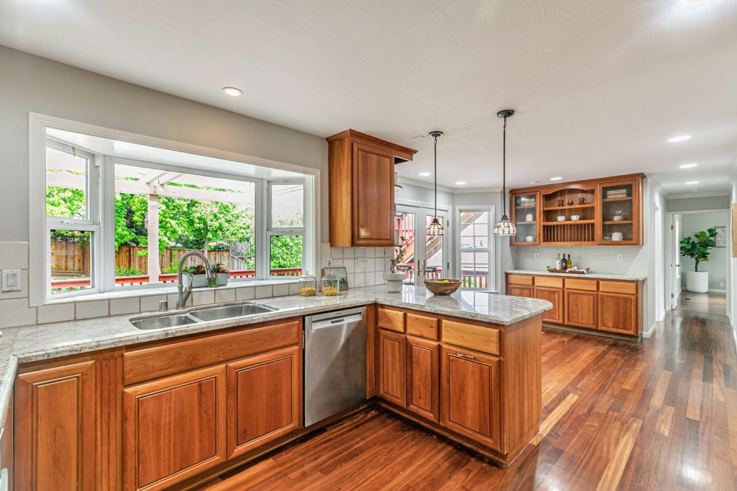 Detail Gallery Image 13 of 35 For 1171 Wilhelmina Way, San Jose,  CA 95120 - 5 Beds | 3 Baths