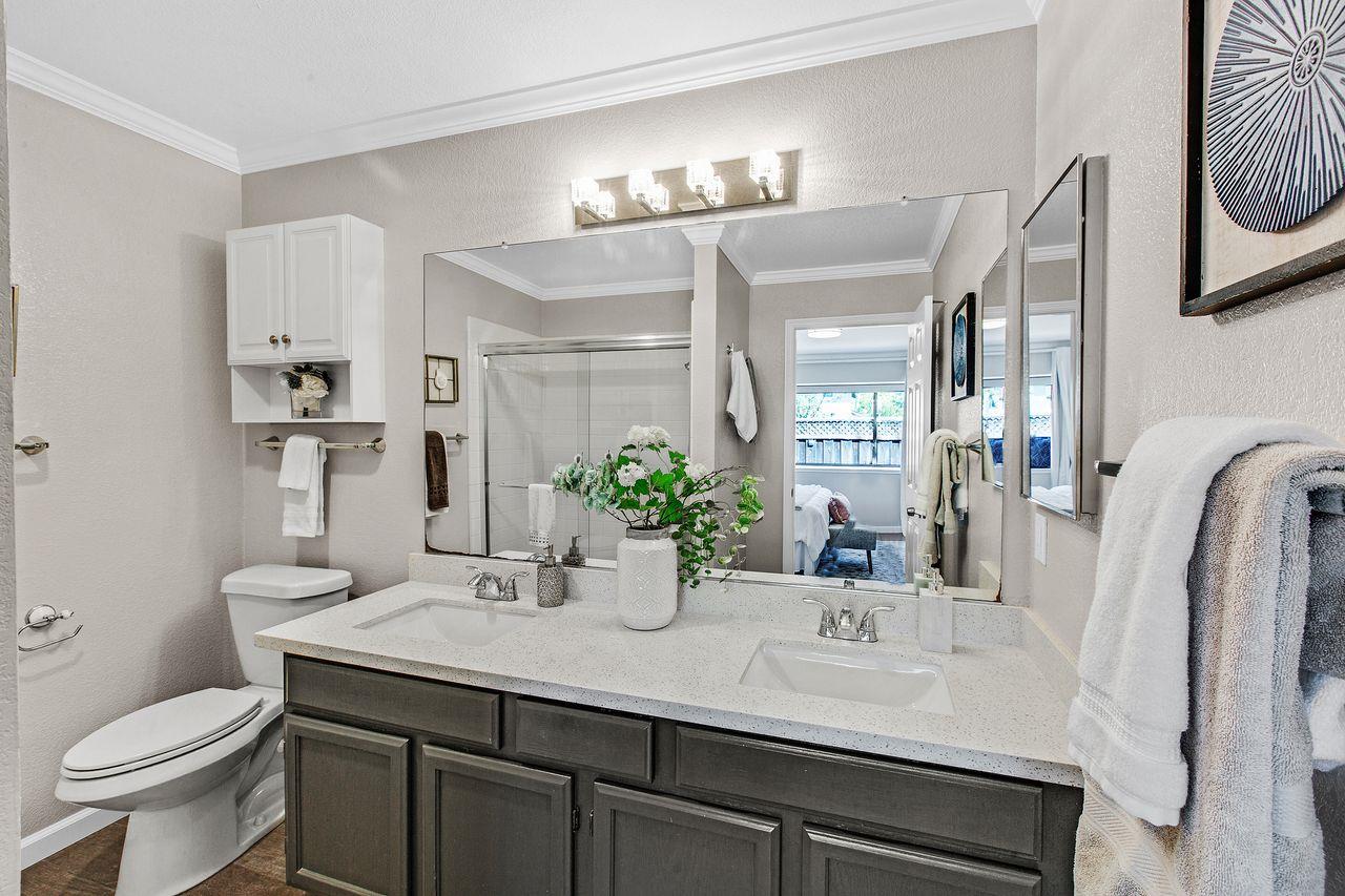 Detail Gallery Image 15 of 27 For 1227 Chantal Way, Redwood City,  CA 94061 - 2 Beds | 2 Baths