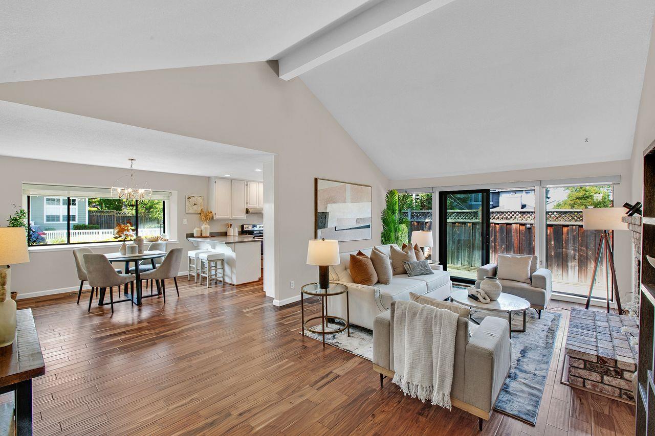 Detail Gallery Image 5 of 27 For 1227 Chantal Way, Redwood City,  CA 94061 - 2 Beds | 2 Baths