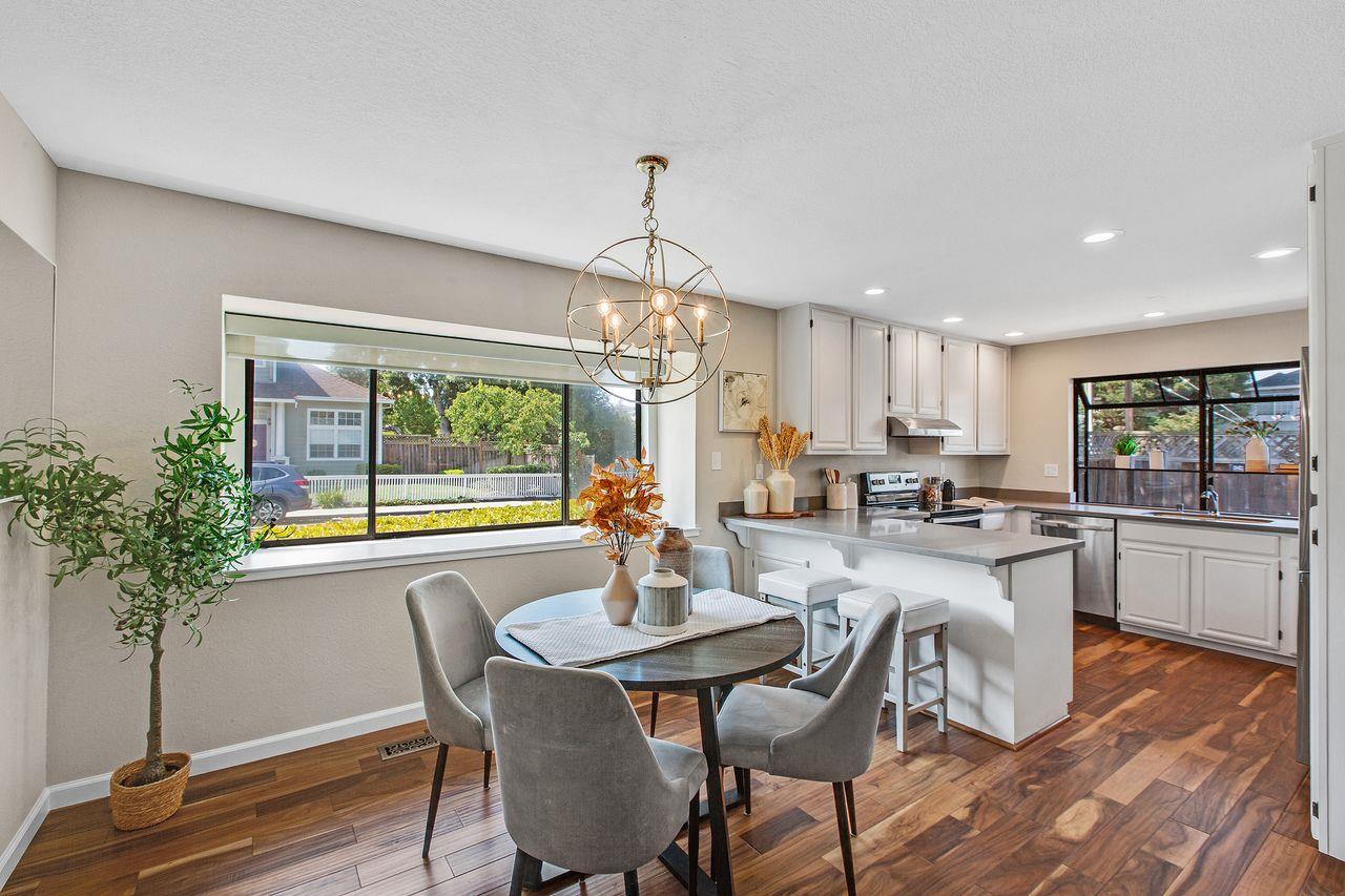 Detail Gallery Image 8 of 27 For 1227 Chantal Way, Redwood City,  CA 94061 - 2 Beds | 2 Baths