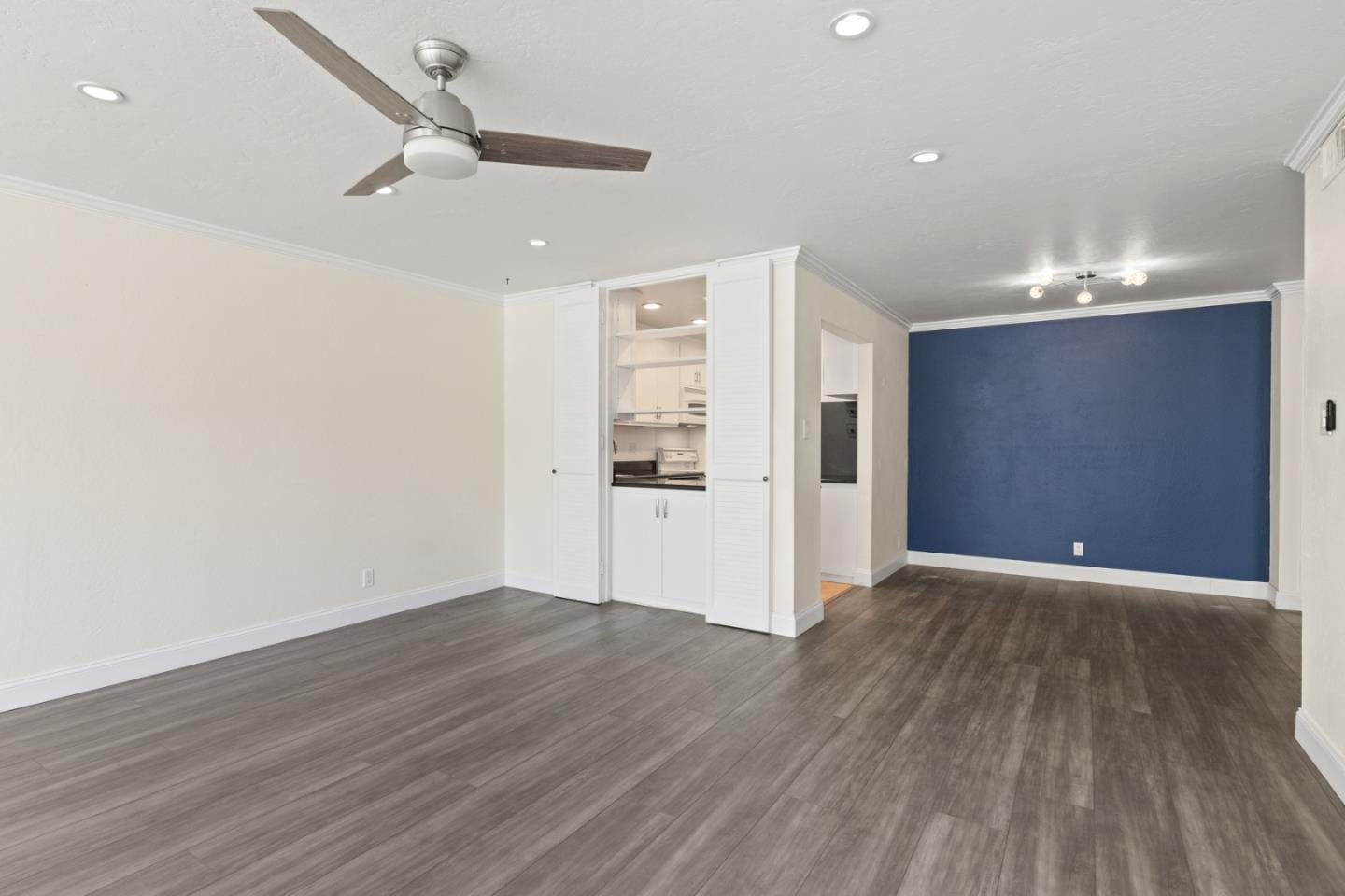 Detail Gallery Image 12 of 31 For 200 Elm St #107,  San Mateo,  CA 94401 - 1 Beds | 1 Baths