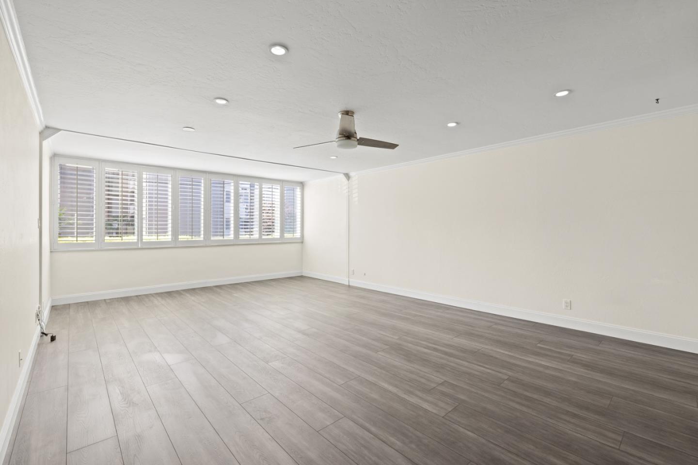 Detail Gallery Image 15 of 31 For 200 Elm St #107,  San Mateo,  CA 94401 - 1 Beds | 1 Baths