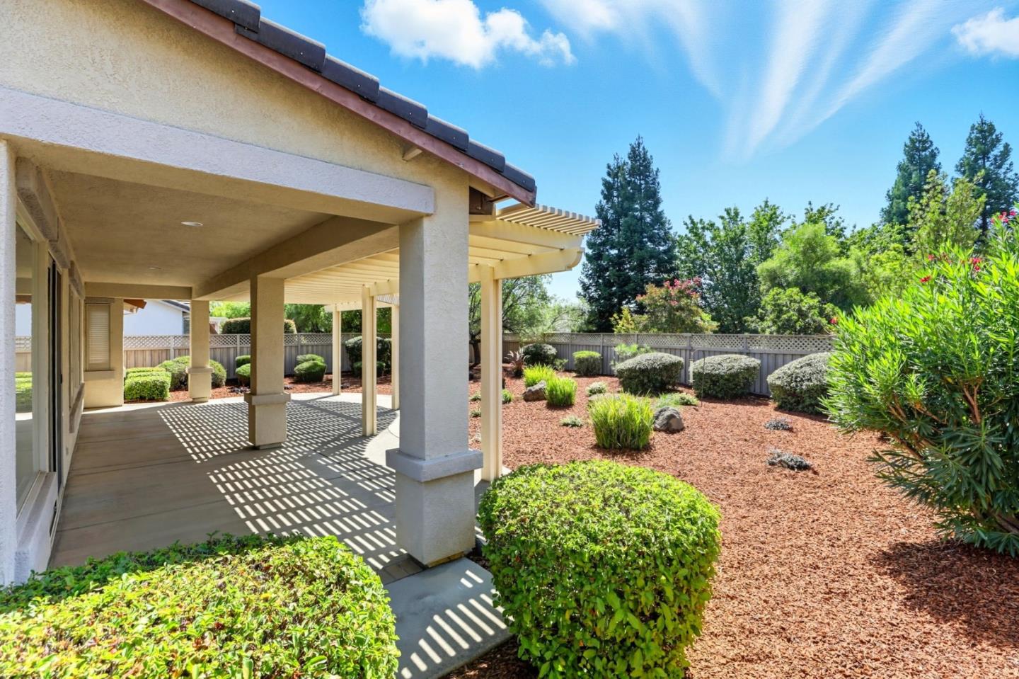 Detail Gallery Image 35 of 43 For 1885 Starview Ln, Lincoln,  CA 95648 - 2 Beds | 2 Baths