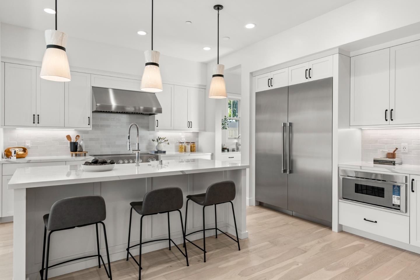 Detail Gallery Image 13 of 50 For 1566 Larkspur Dr, San Jose,  CA 95125 - 5 Beds | 4/1 Baths
