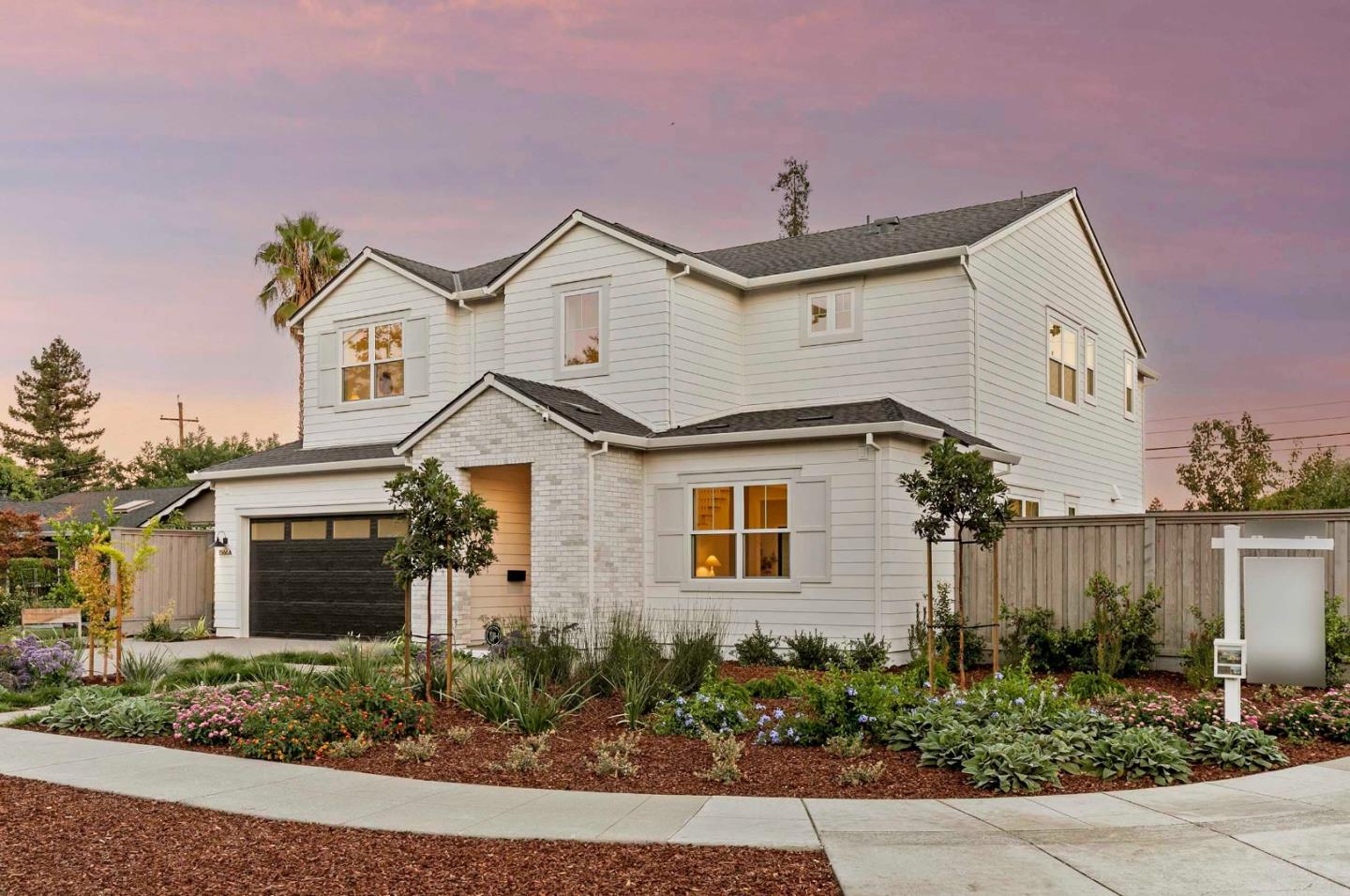Detail Gallery Image 2 of 50 For 1566 Larkspur Dr, San Jose,  CA 95125 - 5 Beds | 4/1 Baths
