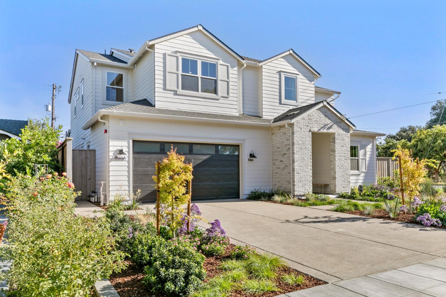 Detail Gallery Image 4 of 50 For 1566 Larkspur Dr, San Jose,  CA 95125 - 5 Beds | 4/1 Baths