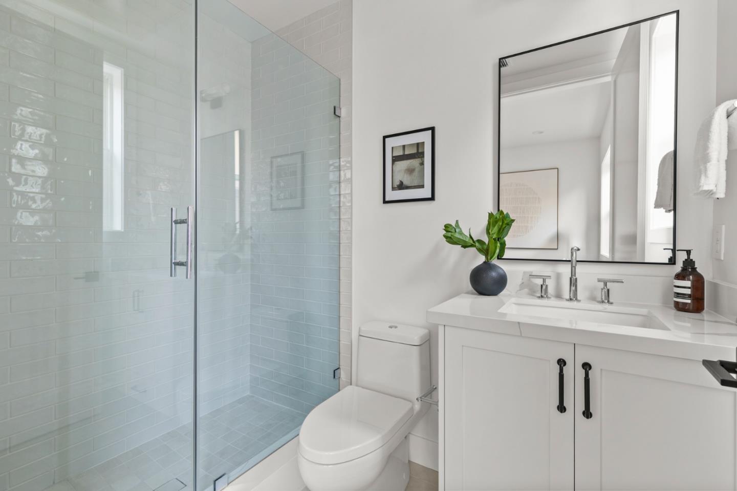 Detail Gallery Image 41 of 50 For 1566 Larkspur Dr, San Jose,  CA 95125 - 5 Beds | 4/1 Baths