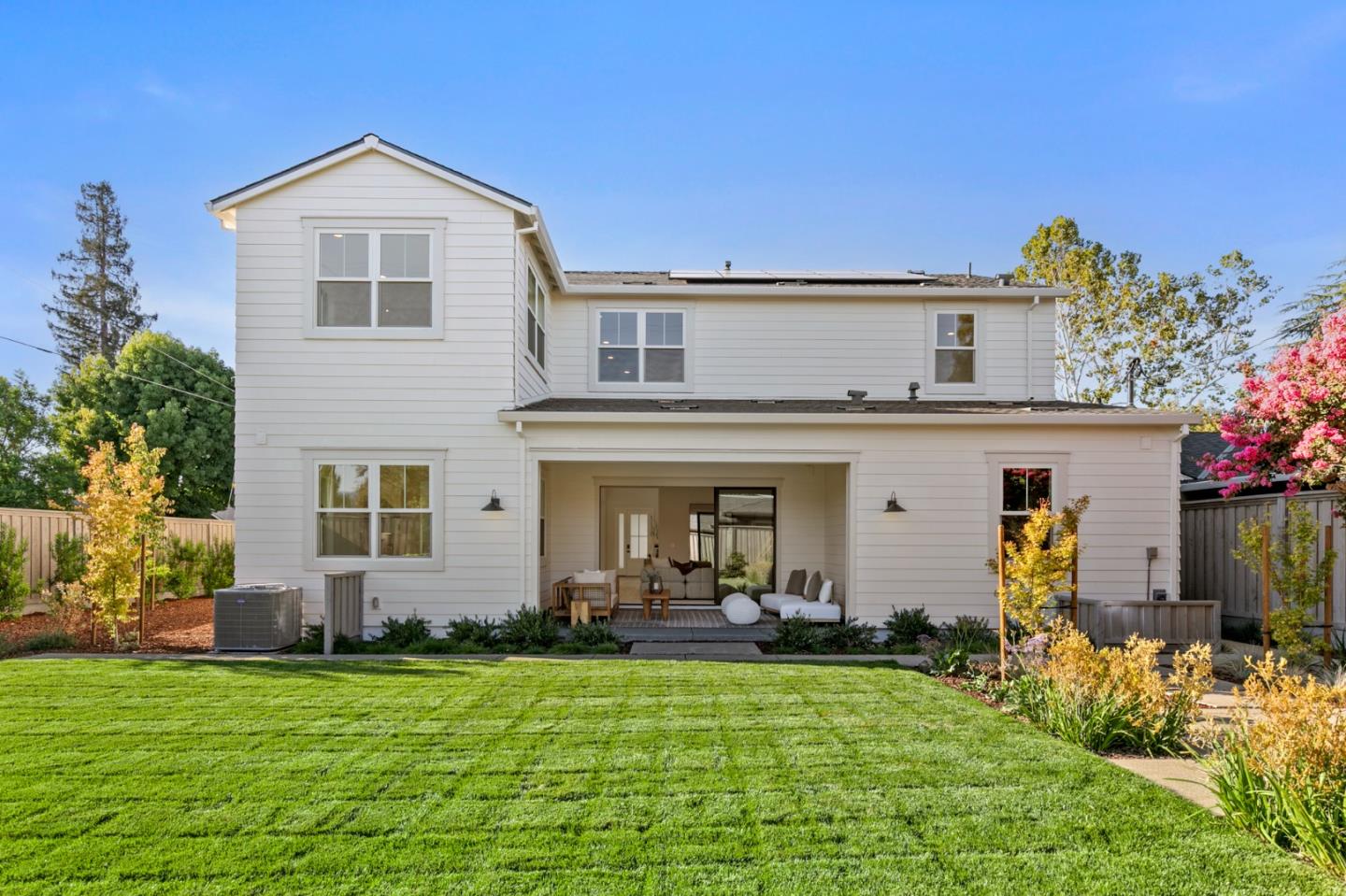 Detail Gallery Image 44 of 50 For 1566 Larkspur Dr, San Jose,  CA 95125 - 5 Beds | 4/1 Baths