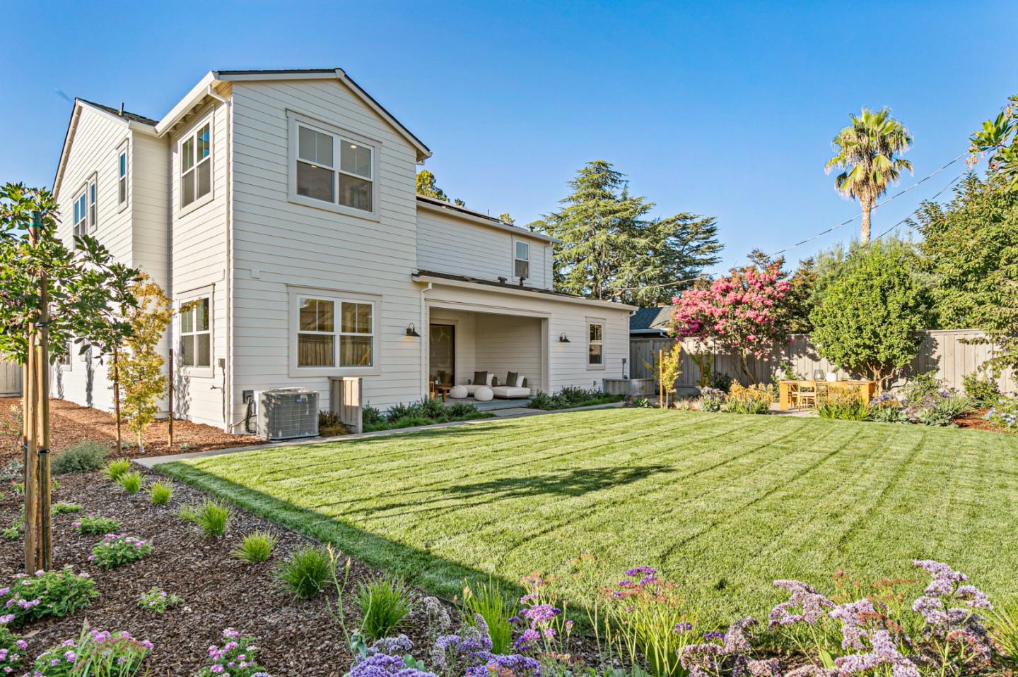 Detail Gallery Image 45 of 50 For 1566 Larkspur Dr, San Jose,  CA 95125 - 5 Beds | 4/1 Baths