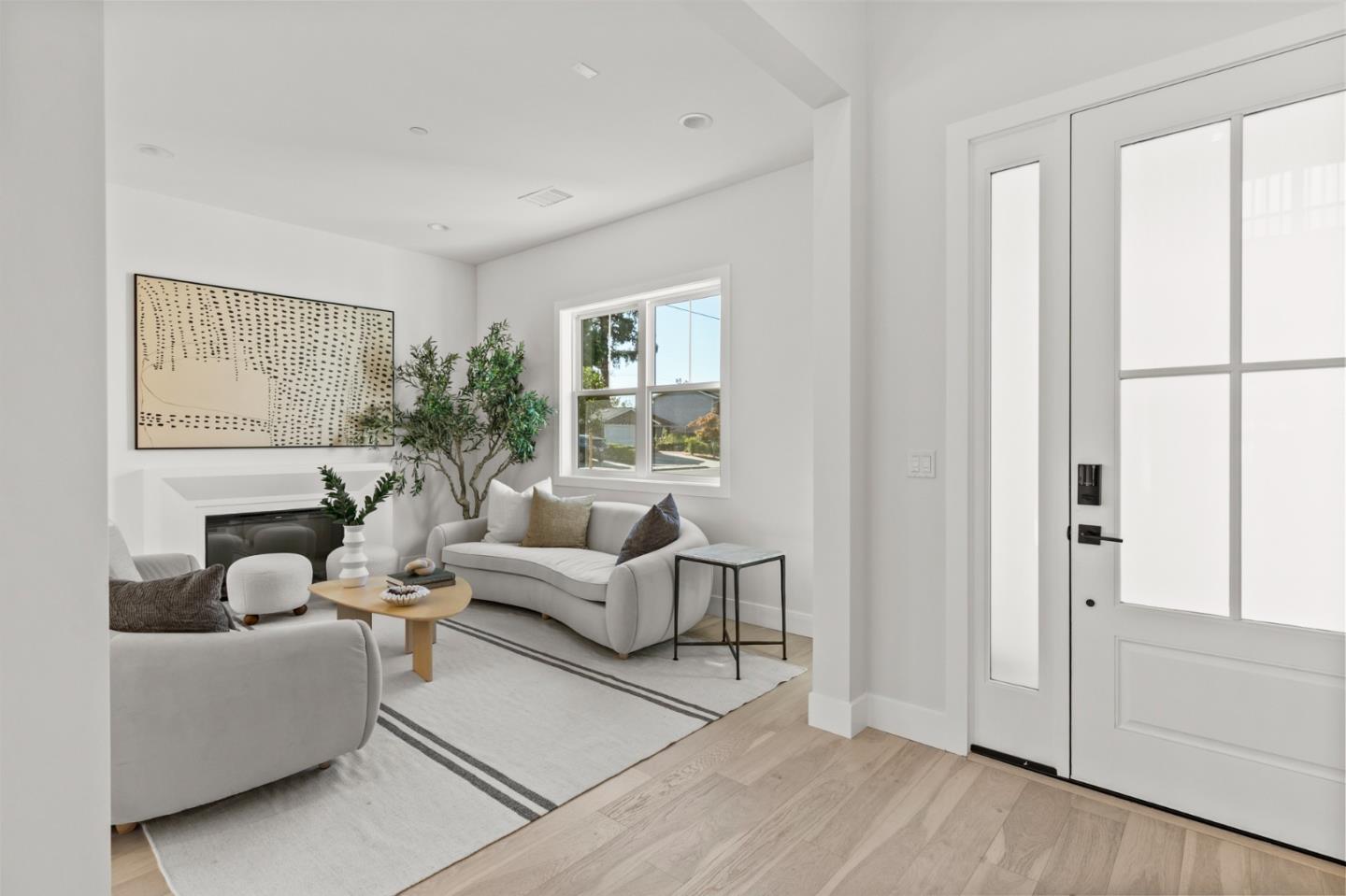 Detail Gallery Image 6 of 50 For 1566 Larkspur Dr, San Jose,  CA 95125 - 5 Beds | 4/1 Baths