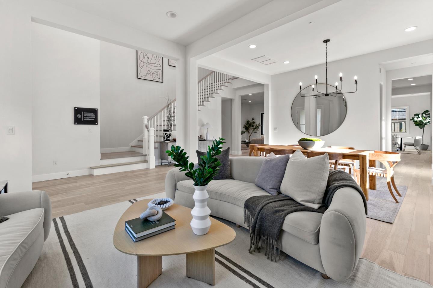 Detail Gallery Image 8 of 50 For 1566 Larkspur Dr, San Jose,  CA 95125 - 5 Beds | 4/1 Baths