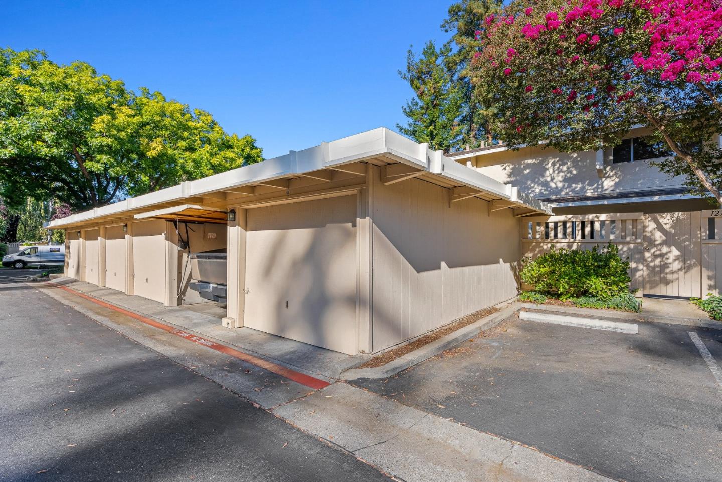 Detail Gallery Image 27 of 47 For 1273 Picasso Dr, Sunnyvale,  CA 94087 - 2 Beds | 1/1 Baths