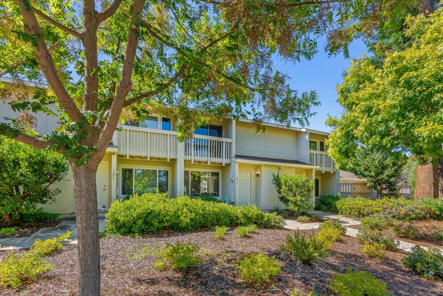 Detail Gallery Image 3 of 47 For 1273 Picasso Dr, Sunnyvale,  CA 94087 - 2 Beds | 1/1 Baths