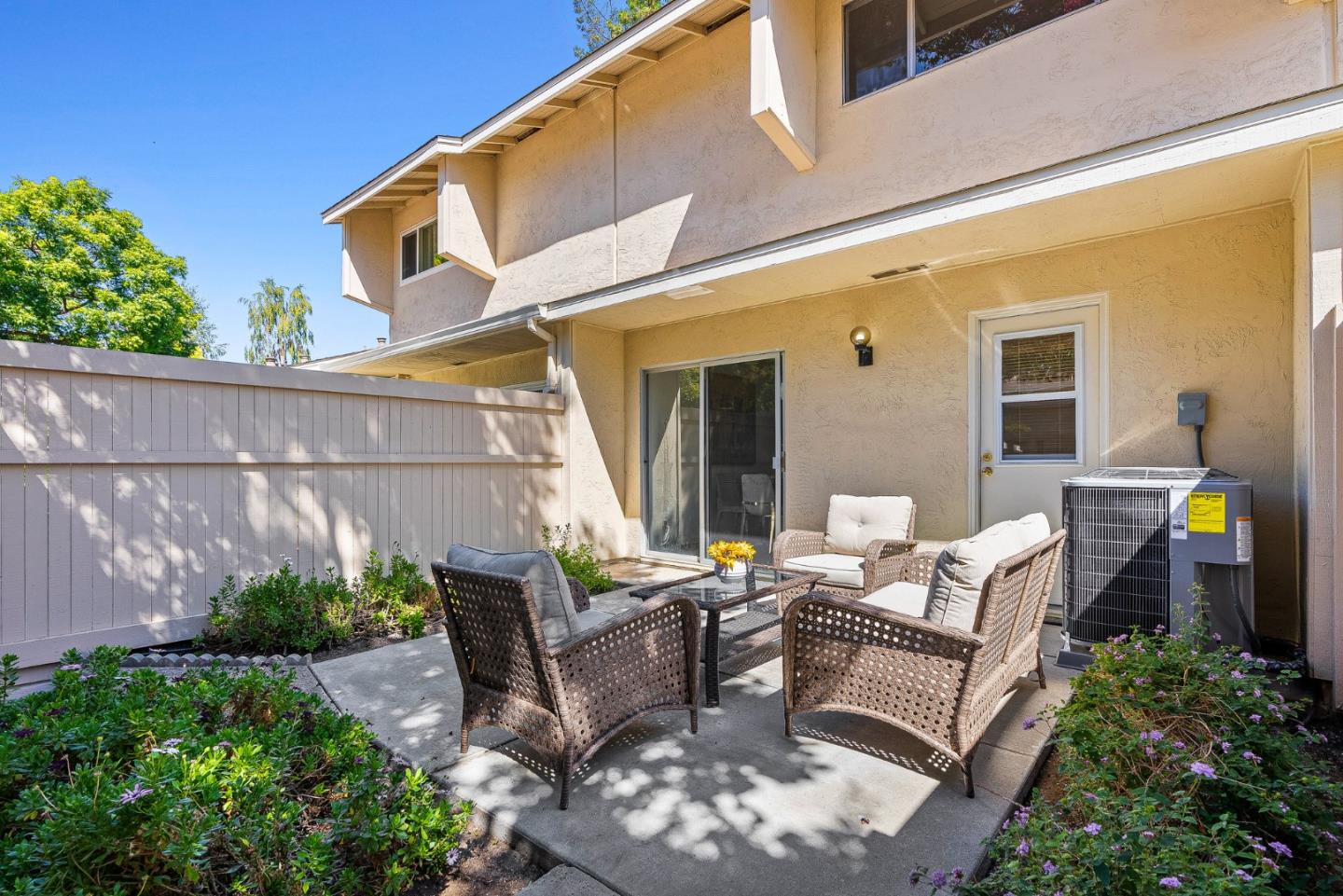 Detail Gallery Image 30 of 47 For 1273 Picasso Dr, Sunnyvale,  CA 94087 - 2 Beds | 1/1 Baths