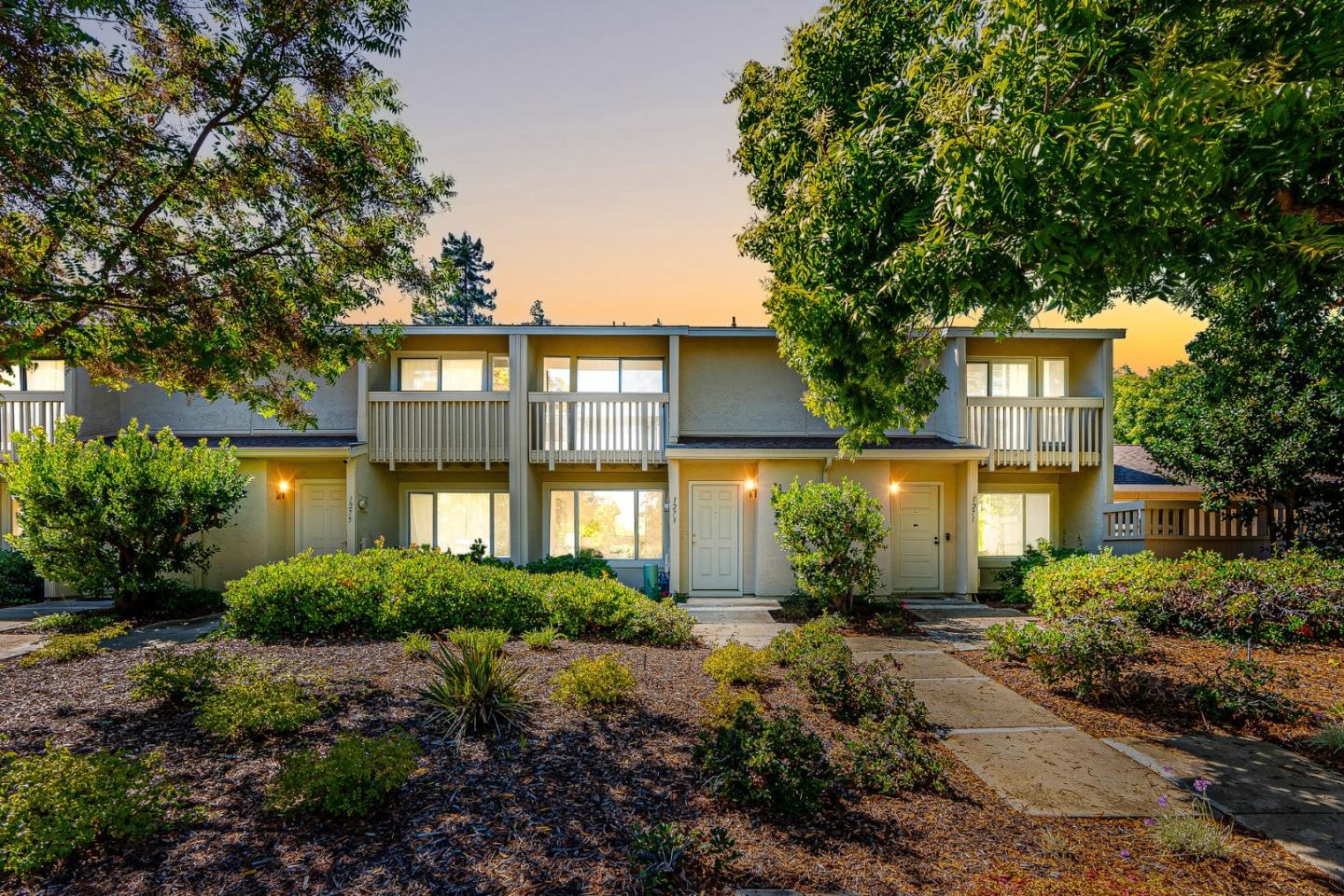 Detail Gallery Image 33 of 47 For 1273 Picasso Dr, Sunnyvale,  CA 94087 - 2 Beds | 1/1 Baths