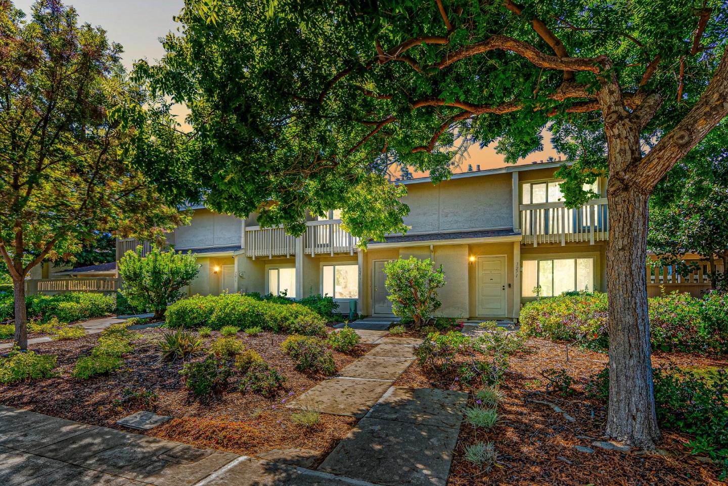 Detail Gallery Image 34 of 47 For 1273 Picasso Dr, Sunnyvale,  CA 94087 - 2 Beds | 1/1 Baths