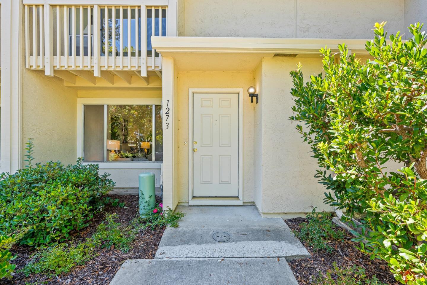 Detail Gallery Image 4 of 47 For 1273 Picasso Dr, Sunnyvale,  CA 94087 - 2 Beds | 1/1 Baths