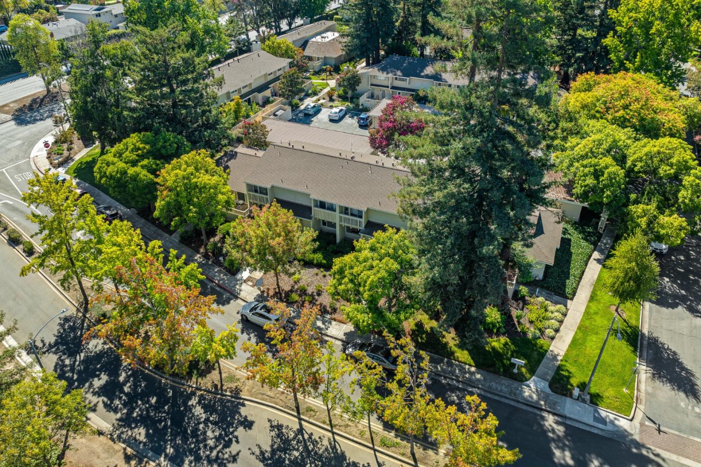 Detail Gallery Image 41 of 47 For 1273 Picasso Dr, Sunnyvale,  CA 94087 - 2 Beds | 1/1 Baths