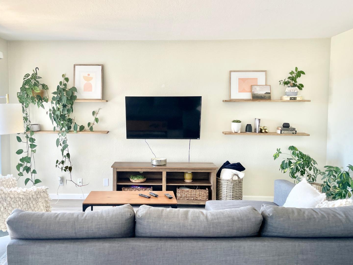 Detail Gallery Image 14 of 21 For 7039 Geary Blvd, San Francisco,  CA 94121 - 6 Beds | 6 Baths